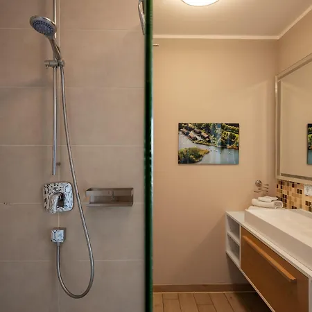 Apartament Panorama Suite- In Der Hafenresidenz Mit Panoramablick Waren (Mueritz)