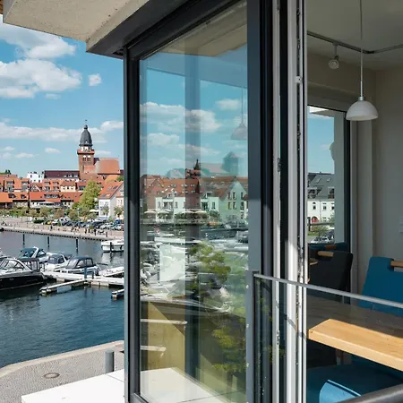 Apartment Panorama In Der Hafenresidenz Mueritz *